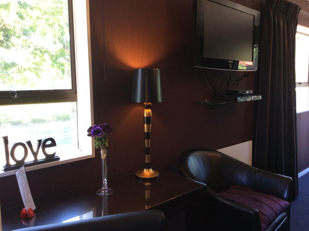וונגאנואי Anndion Lodge Motel & Conference Centre מראה חיצוני תמונה